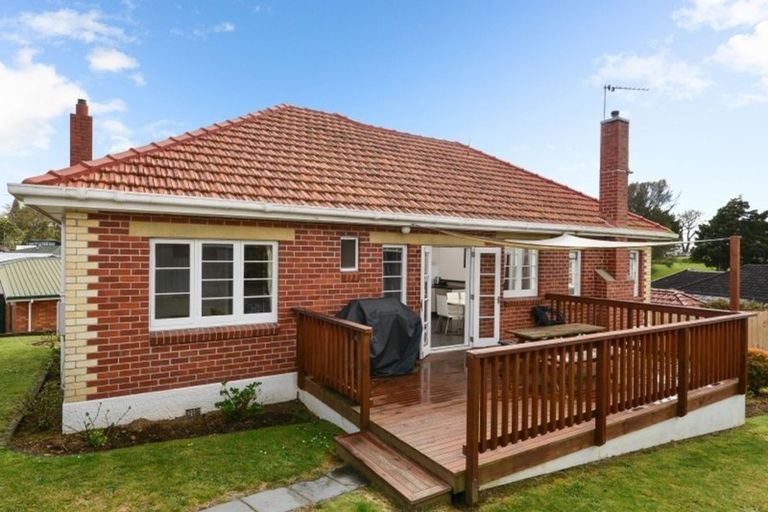 Photo of property in 587 Bank Street, Te Awamutu, 3800