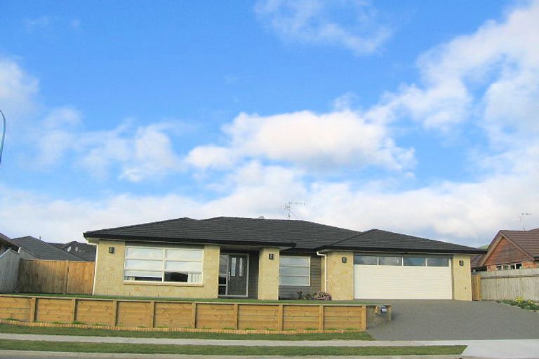 Photo of property in 145 Milne Drive, Paraparaumu, 5032
