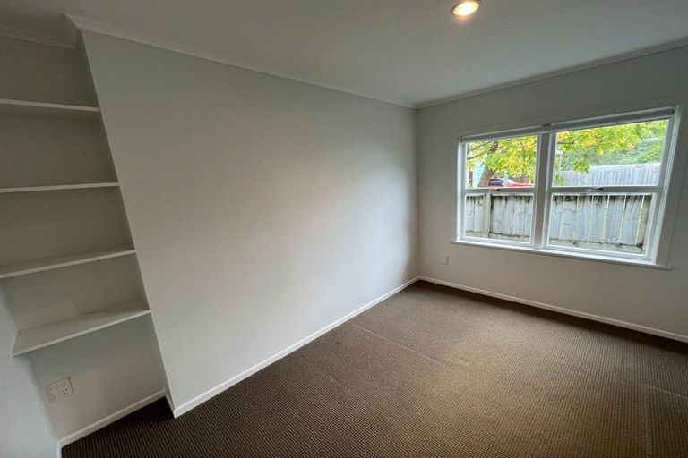 Photo of property in 38b Stillwater Crescent, Stillwater, Silverdale, 0993