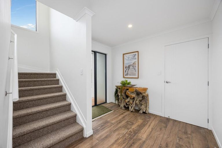 Photo of property in 12a Walbrook Road, Manly, Whangaparaoa, 0930