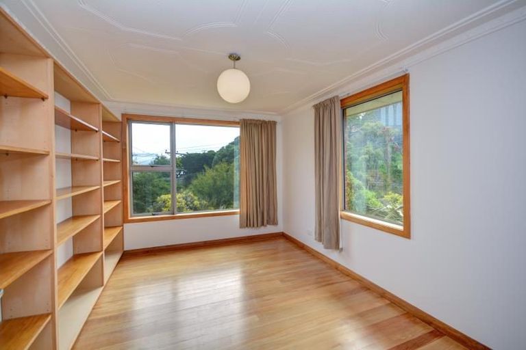 Photo of property in 1 Currie Street, Port Chalmers, 9023