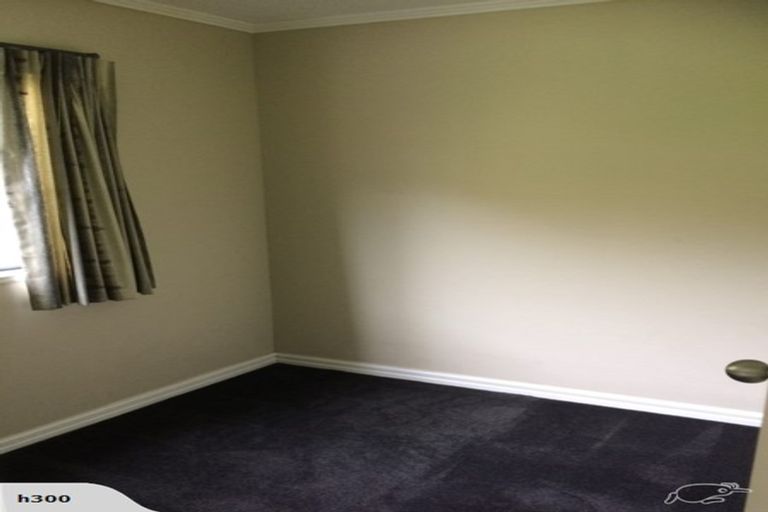 Photo of property in 82 Southernthread Road, Brooklyn, Wellington, 6021