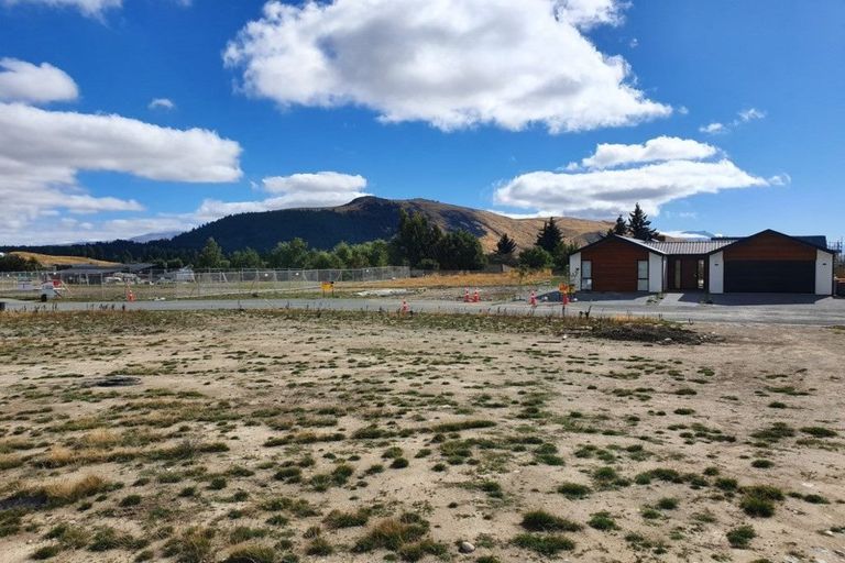 Photo of property in 22 Rodman Lane, Lake Tekapo, 7999