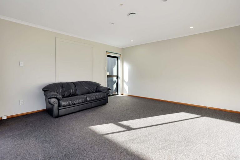 Photo of property in 17 Mona Square, Ashburton, 7700