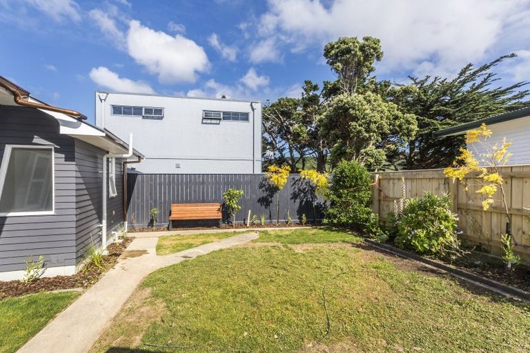 Photo of property in 22 Quebec Street, Kingston, Wellington, 6021