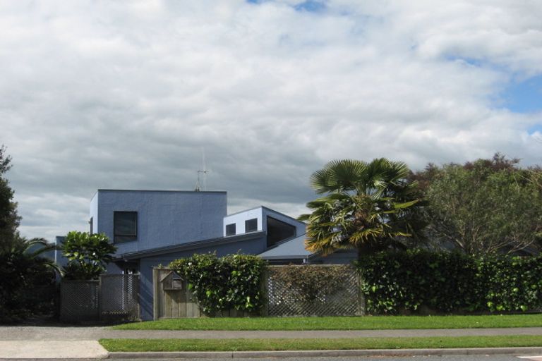 Photo of property in 45 Osprey Drive, Welcome Bay, Tauranga, 3112