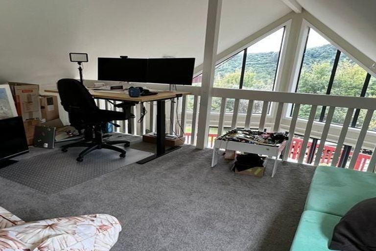 Photo of property in 2b Swainson Street, Naenae, Lower Hutt, 5011