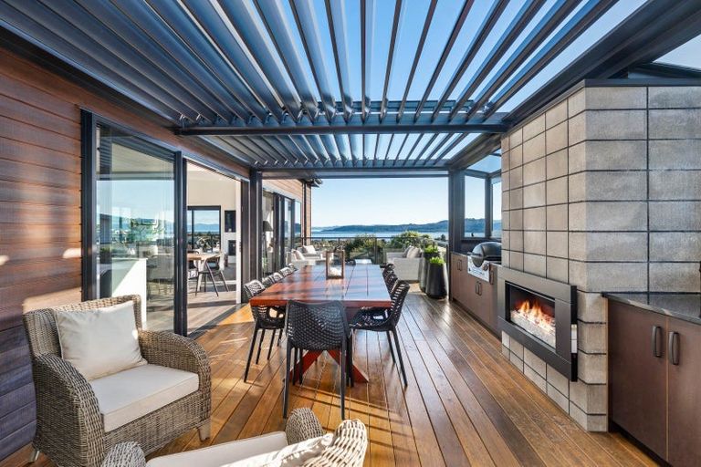 Photo of property in 21 Coprosma Crescent, Waipahihi, Taupo, 3330