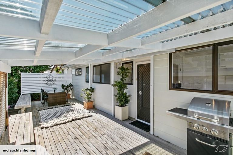 Photo of property in 440 Porchester Road, Randwick Park, Auckland, 2105