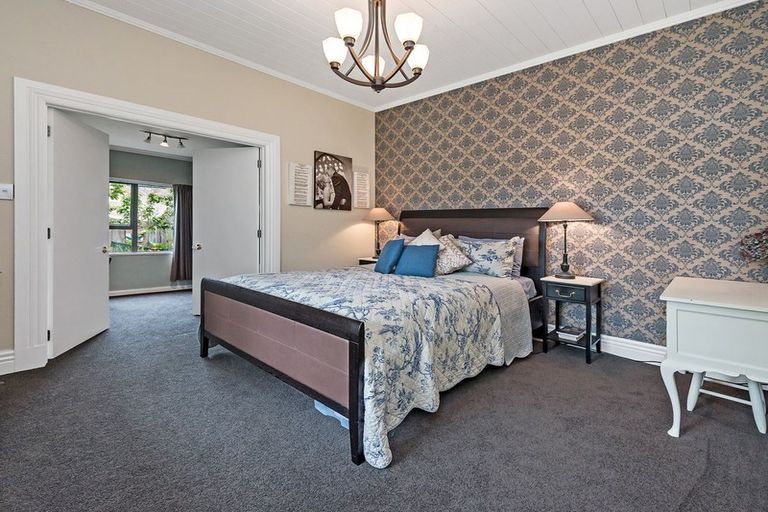 Photo of property in 8 Cross Street, Coalgate, 7673