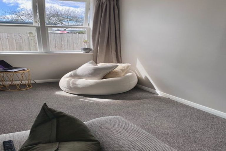 Photo of property in 8 Arawhata Road, Paraparaumu, 5032