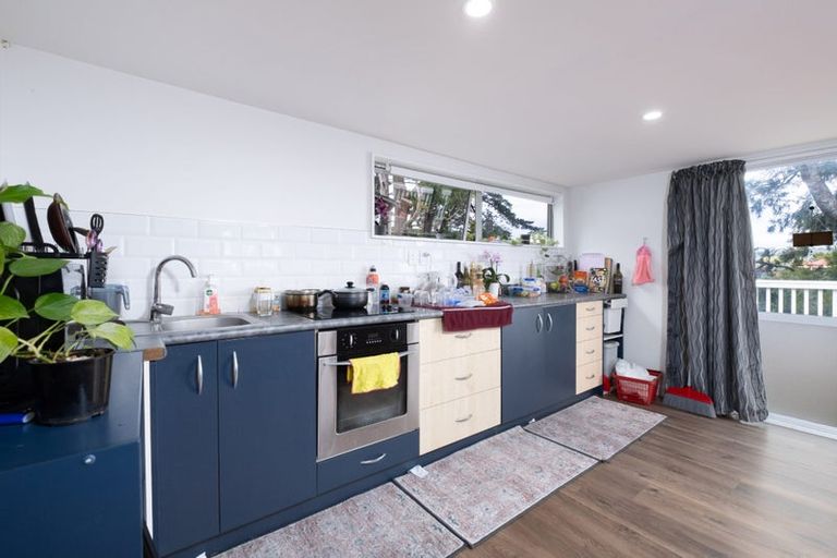 Photo of property in 116 Ennis Avenue, Pakuranga Heights, Auckland, 2010