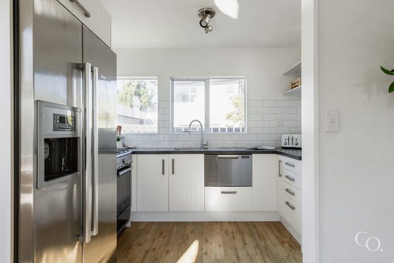 Photo of property in 49b Valley Road, Mount Maunganui, 3116