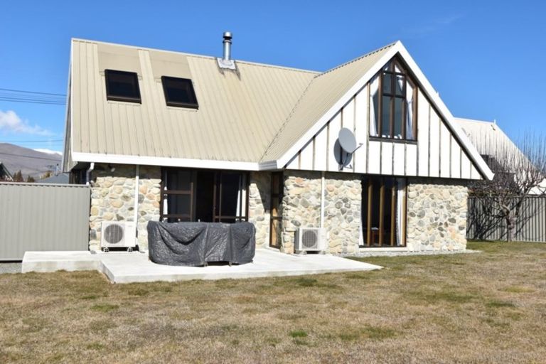 Photo of property in 47 Braemar Place, Twizel, 7901