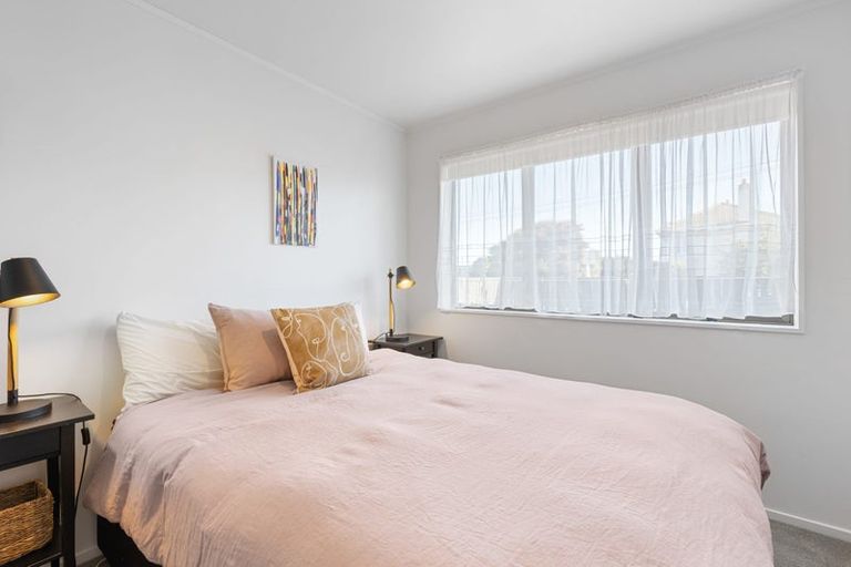 Photo of property in 1/41 Fulford Street, New Plymouth, 4310