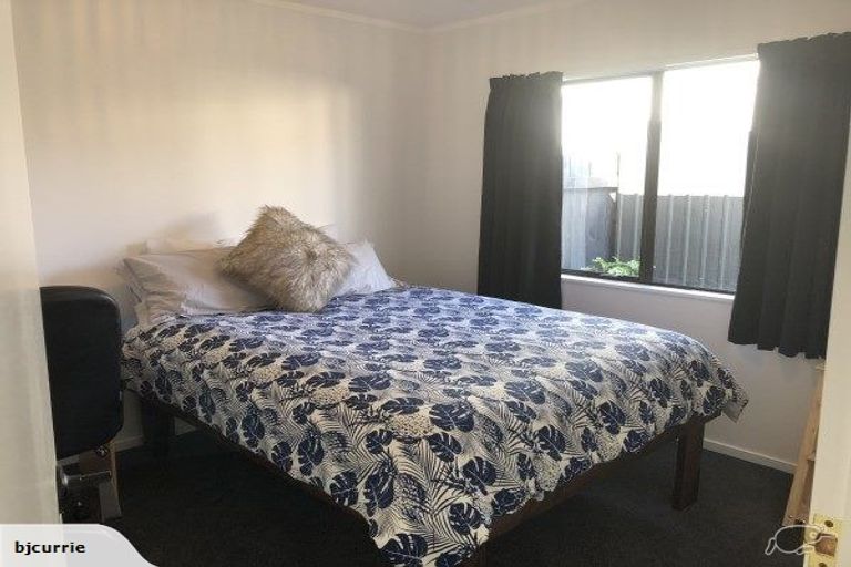 Photo of property in 9b Fairs Road, Milson, Palmerston North, 4414