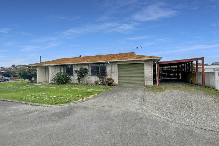Photo of property in 6a Woodfield Avenue, Roslyn, Palmerston North, 4414