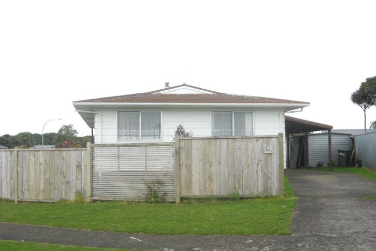 Photo of property in 14 Uenuku Place, Waitara, 4320