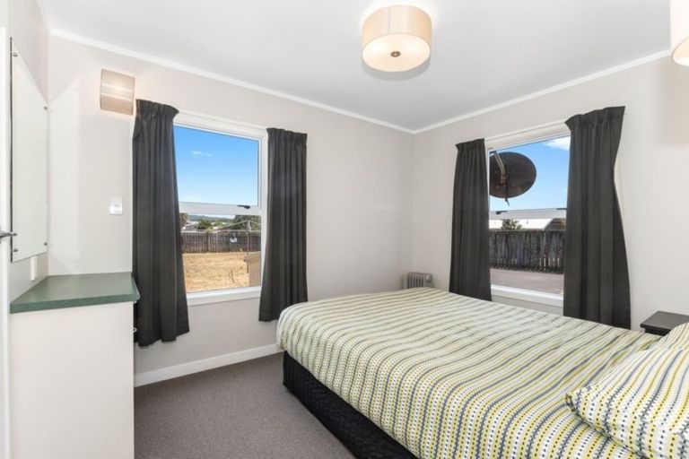 Photo of property in 82 Bream Bay Drive, Ruakaka, 0116