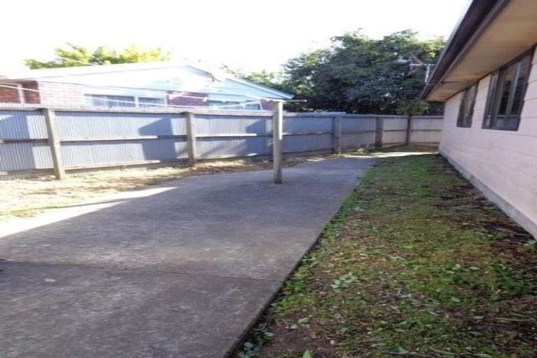 Photo of property in 5a Tonga Place, Riccarton, Christchurch, 8041