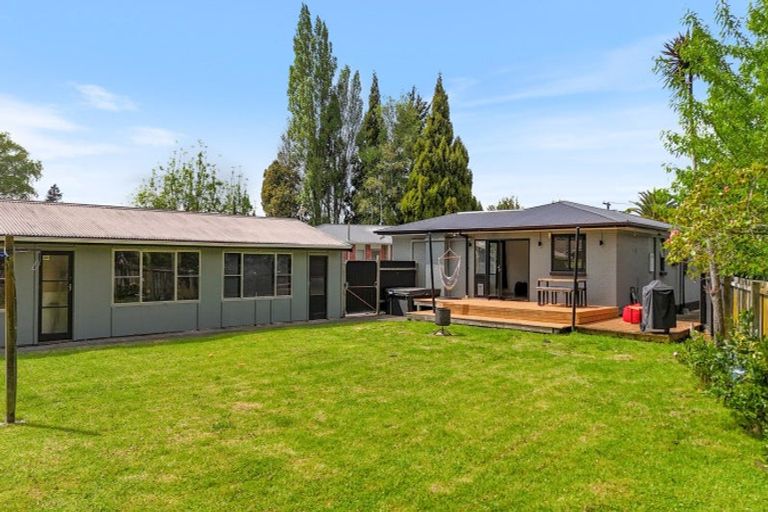 Photo of property in 19 La Trobe Place, Utuhina, Rotorua, 3015