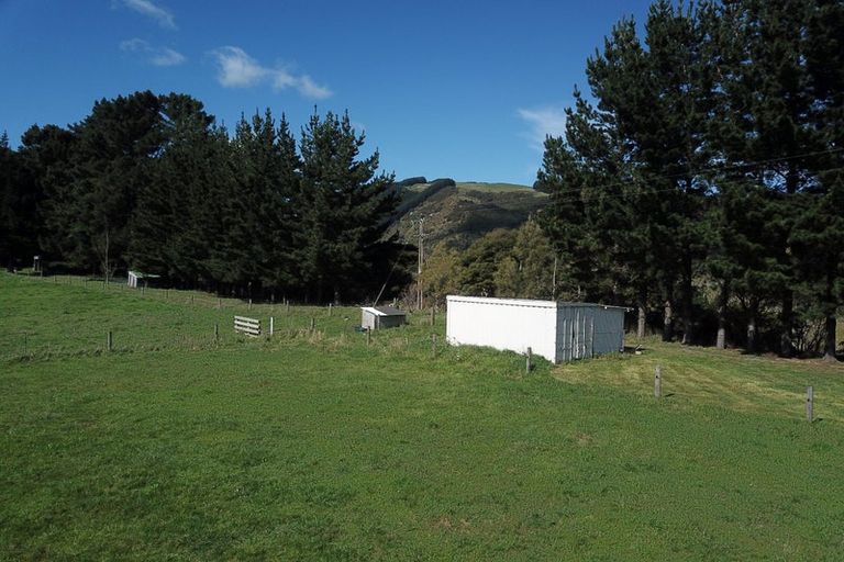 Photo of property in 545 Whakatomotomo Road, Pirinoa, Featherston, 5772