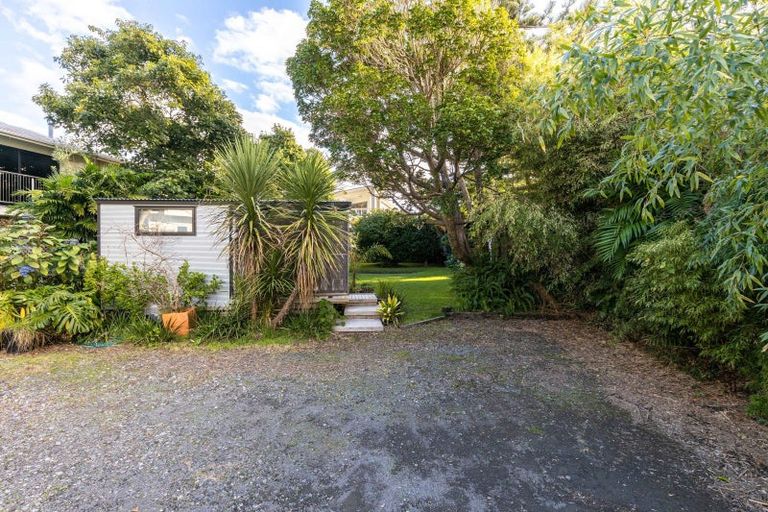 Photo of property in 8 Autere Street, Strandon, New Plymouth, 4312