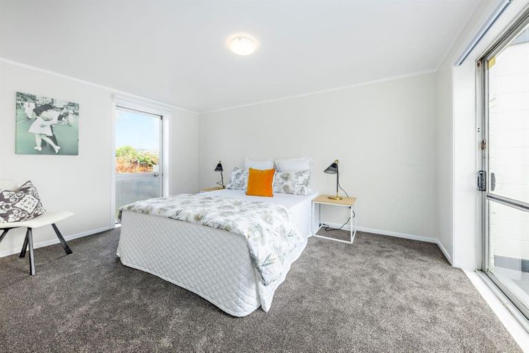 Photo of property in 3/4 Gibbs Road, Manurewa, Auckland, 2102