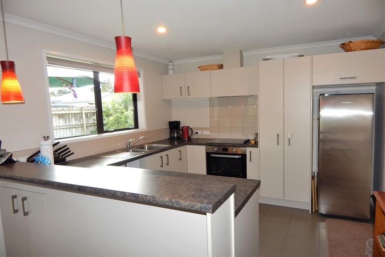 Photo of property in 43 Charlotte Kemp Drive, Kerikeri, 0230