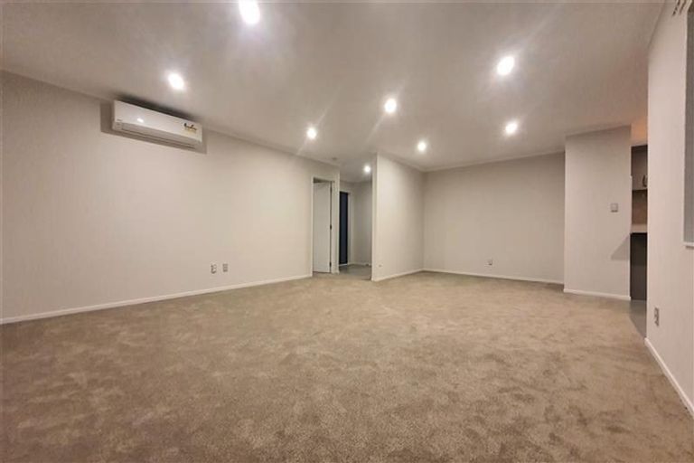 Photo of property in 33 Okawa Avenue, Papakura, 2110