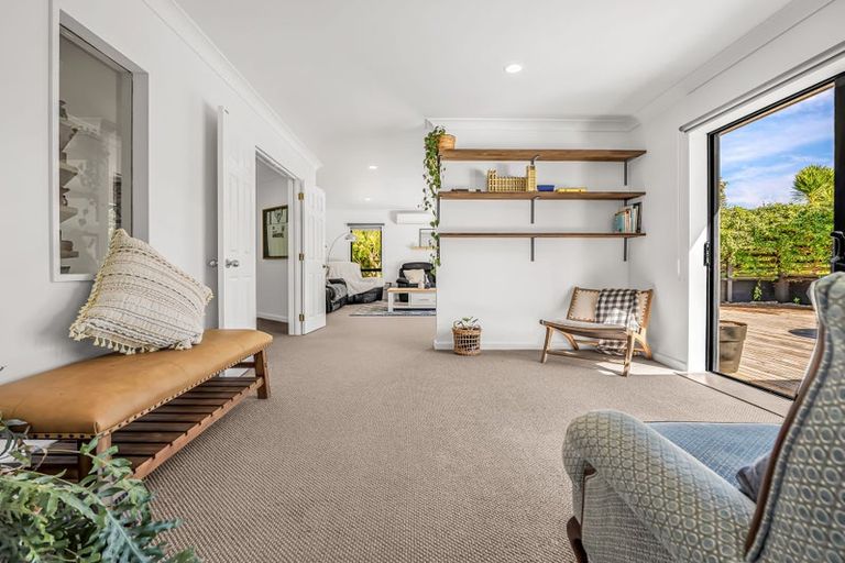 Photo of property in 5 Springvale Road, Waiuku, 2123