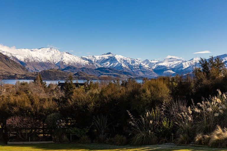 Photo of property in 98 Hunter Crescent, Wanaka, 9305