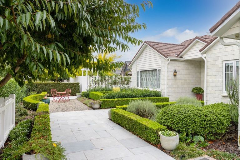 Photo of property in 16 Shadbolt Drive, Leamington, Cambridge, 3432