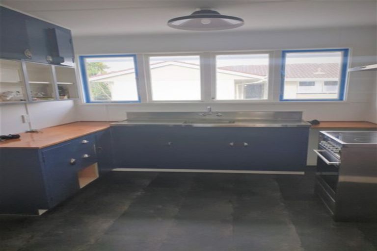 Photo of property in 22 Matai Street, Waiuku, 2123