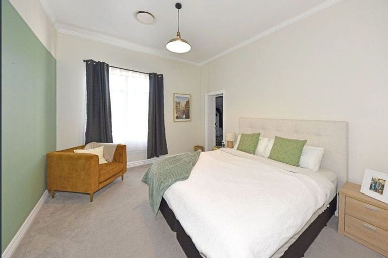 Photo of property in 208 Springfield Road, St Albans, Christchurch, 8014