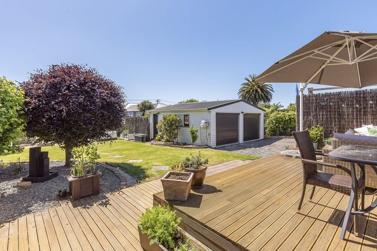 Photo of property in 18 Teoti Street, Paraparaumu Beach, Paraparaumu, 5032