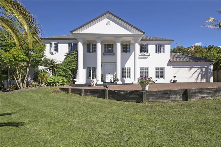 Photo of property in 13 Belvedere Court, West Harbour, Auckland, 0618