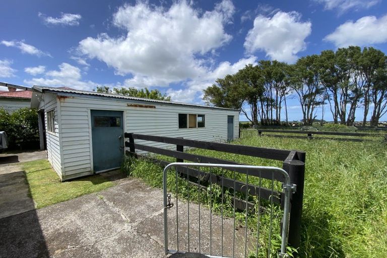 Photo of property in 1389 Skeet Road, Kapuni, Hawera, 4678