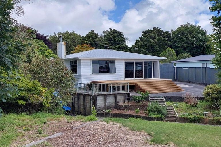 Photo of property in 8a Mahoe Street, Inglewood, 4330