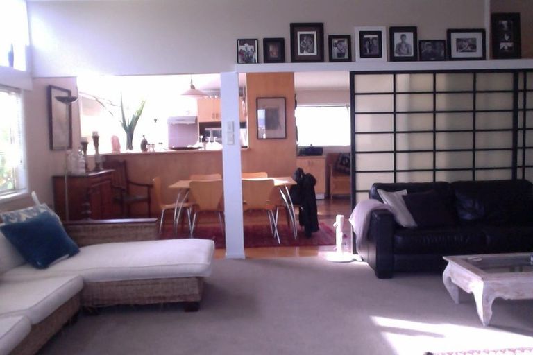 Photo of property in 61 Parr Terrace, Castor Bay, Auckland, 0620