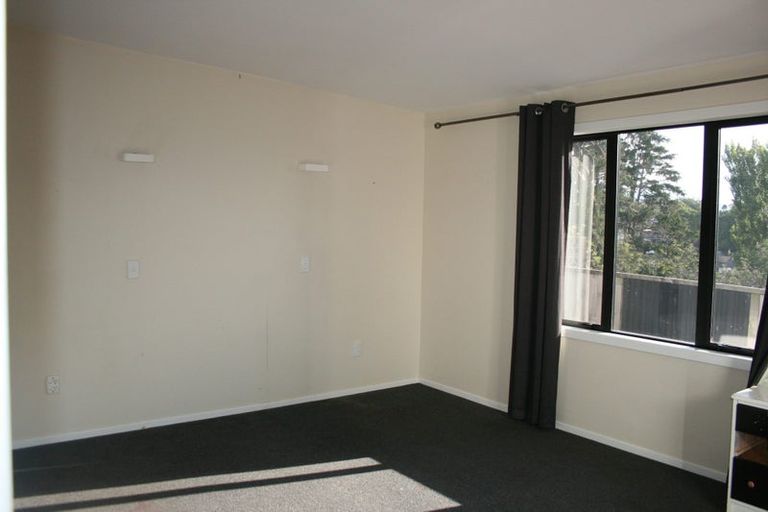 Photo of property in 24b Walsh Road, Westown, New Plymouth, 4310