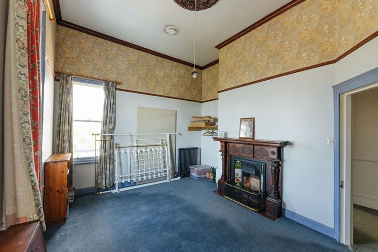 Photo of property in 19 Wharfe Street, South Hill, Oamaru, 9400