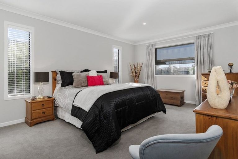 Photo of property in 7 Ashwood Grove, Omokoroa, 3114