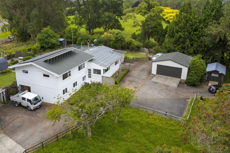 Photo of property in 173 State Highway 1, Waikanae, 5391