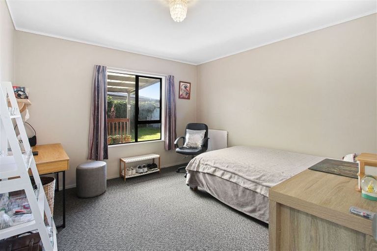 Photo of property in 39 Stevenson Road, Clarks Beach, 2122