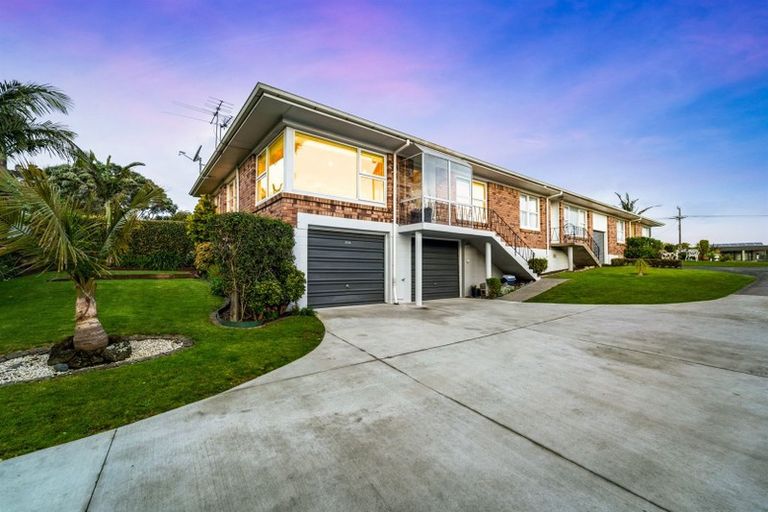 Photo of property in 3/3 Marsh Avenue, Forrest Hill, Auckland, 0620