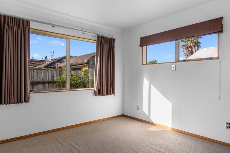 Photo of property in 5 Shire Place, Papamoa Beach, Papamoa, 3118