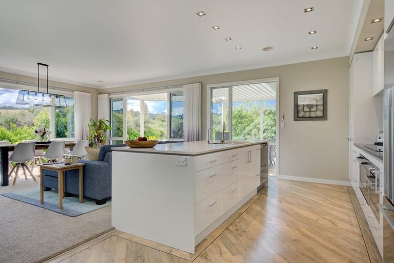 Photo of property in 9 Beachwood Drive, Hatfields Beach, Orewa, 0931