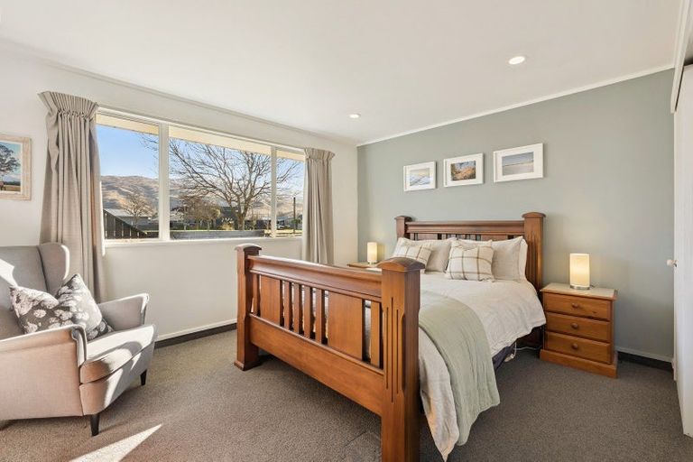 Photo of property in 13 Hotop Place, Cromwell, 9310