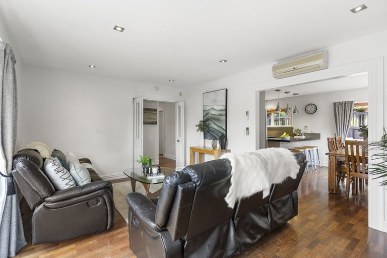 Photo of property in 59 Vandeleur Avenue, Birkdale, Auckland, 0626